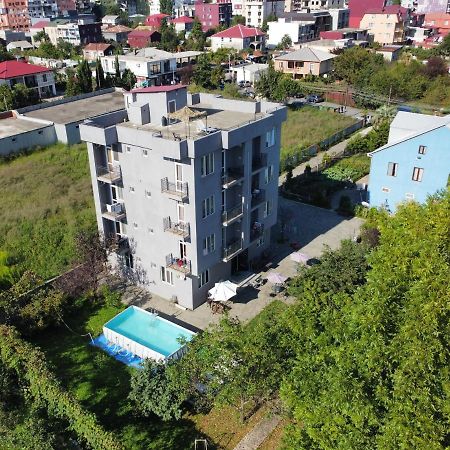 Femily Hotel In Batumi Mareti Str 2 Εξωτερικό φωτογραφία