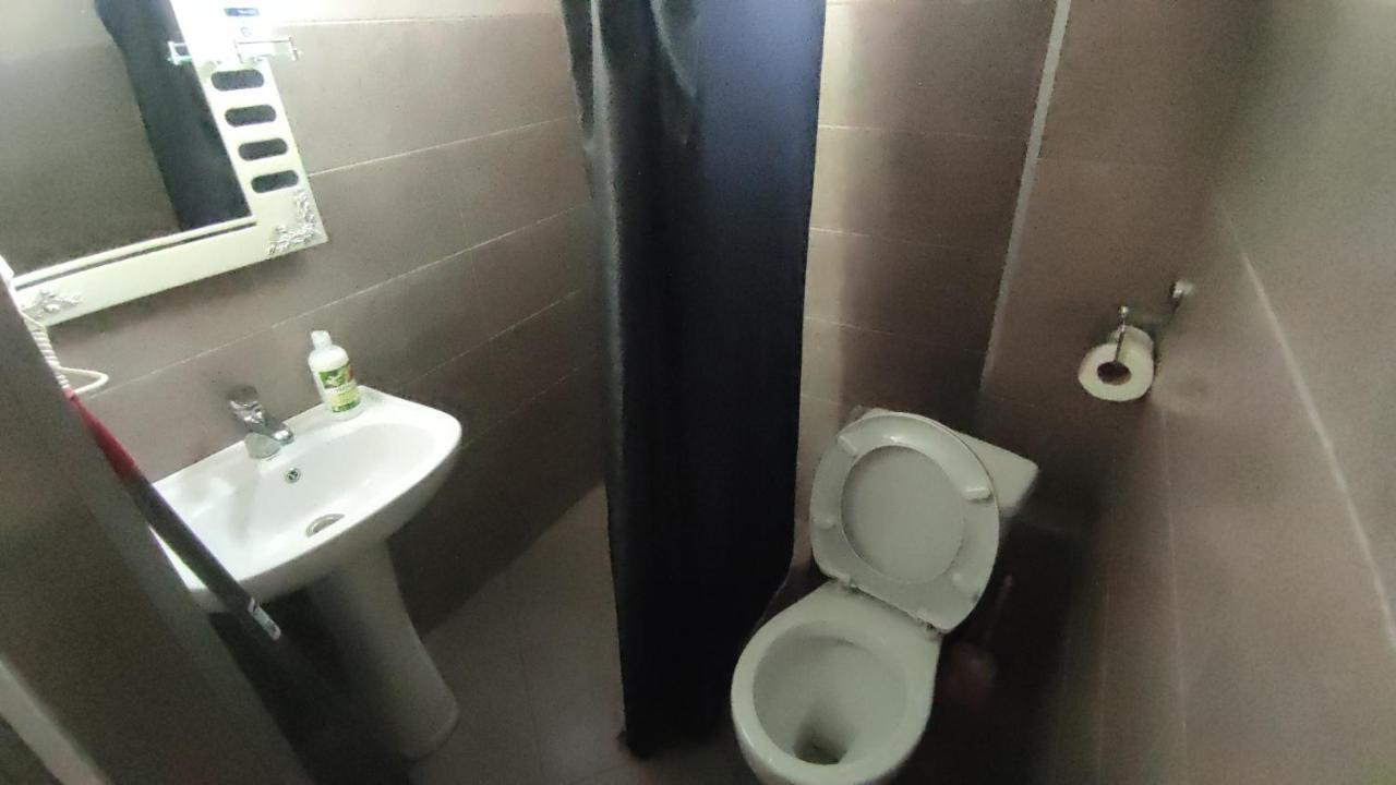 Femily Hotel In Batumi Mareti Str 2 Εξωτερικό φωτογραφία