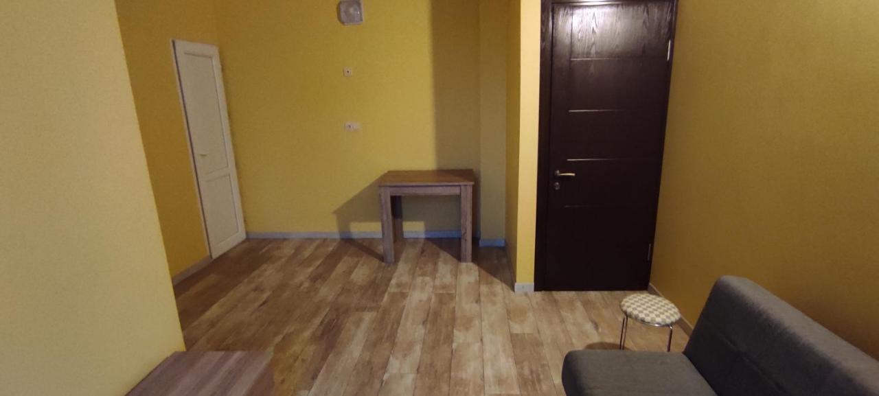 Femily Hotel In Batumi Mareti Str 2 Εξωτερικό φωτογραφία
