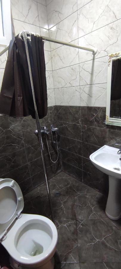 Femily Hotel In Batumi Mareti Str 2 Εξωτερικό φωτογραφία
