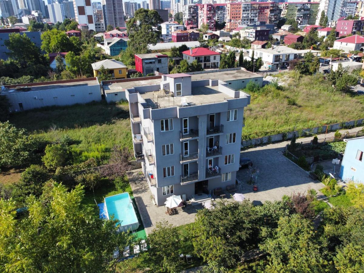 Femily Hotel In Batumi Mareti Str 2 Εξωτερικό φωτογραφία