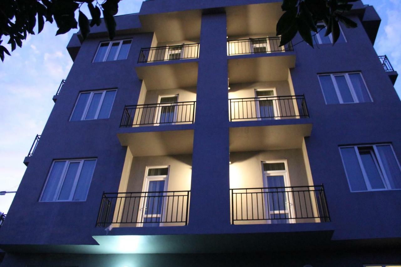 Femily Hotel In Batumi Mareti Str 2 Εξωτερικό φωτογραφία