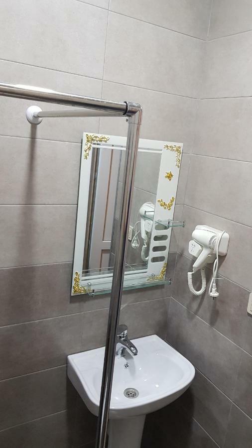 Femily Hotel In Batumi Mareti Str 2 Εξωτερικό φωτογραφία